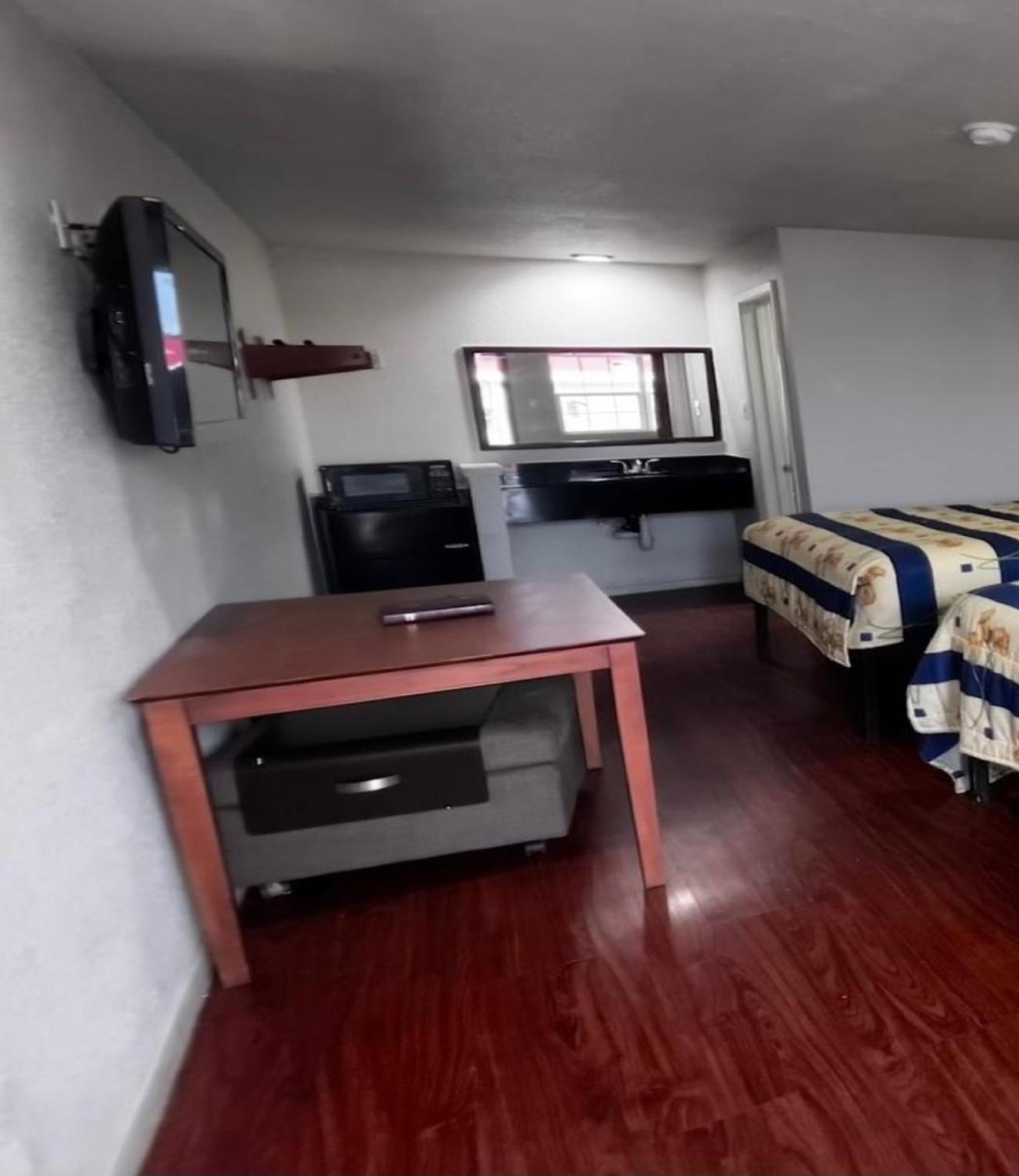 Deluxe Inn Motel By Oyo Grand Prairie Interstate 30 외부 사진